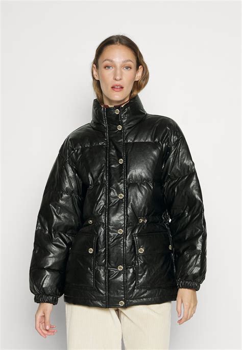 michael michael kors ruffle rib puffer daunenjacke|I Tested the Iconic Michael Kors Down Puffer Jacket – My .